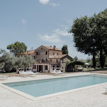 Agriturismo Qui Voglio Monte Roberto Kültér fotó