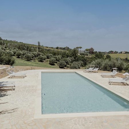 Agriturismo Qui Voglio Monte Roberto Kültér fotó