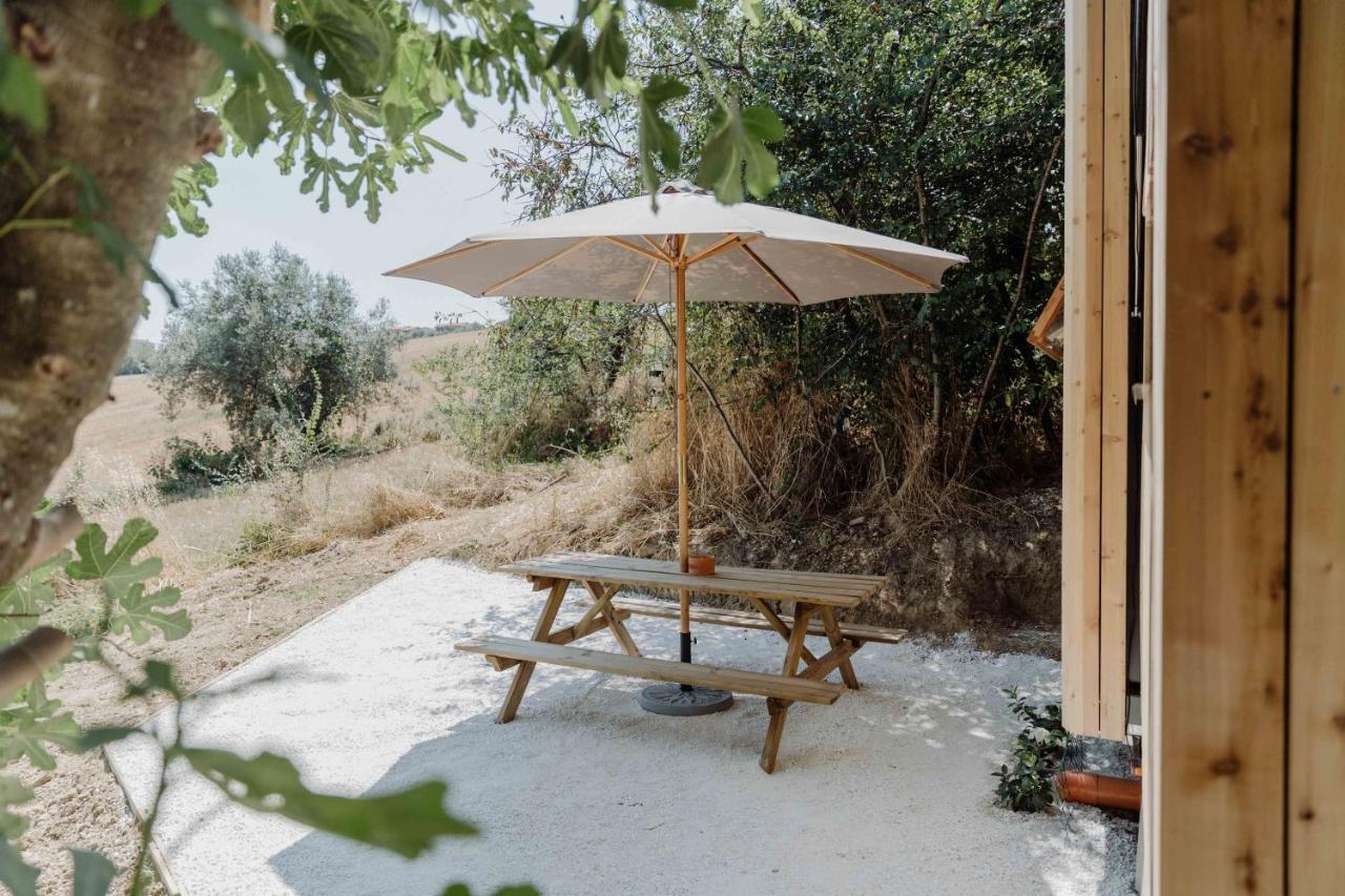Agriturismo Qui Voglio Monte Roberto Kültér fotó