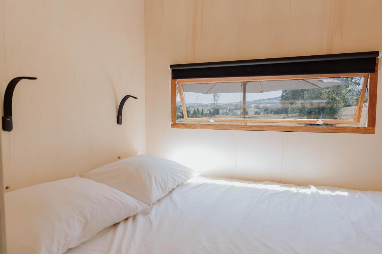 Agriturismo Qui Voglio Monte Roberto Kültér fotó