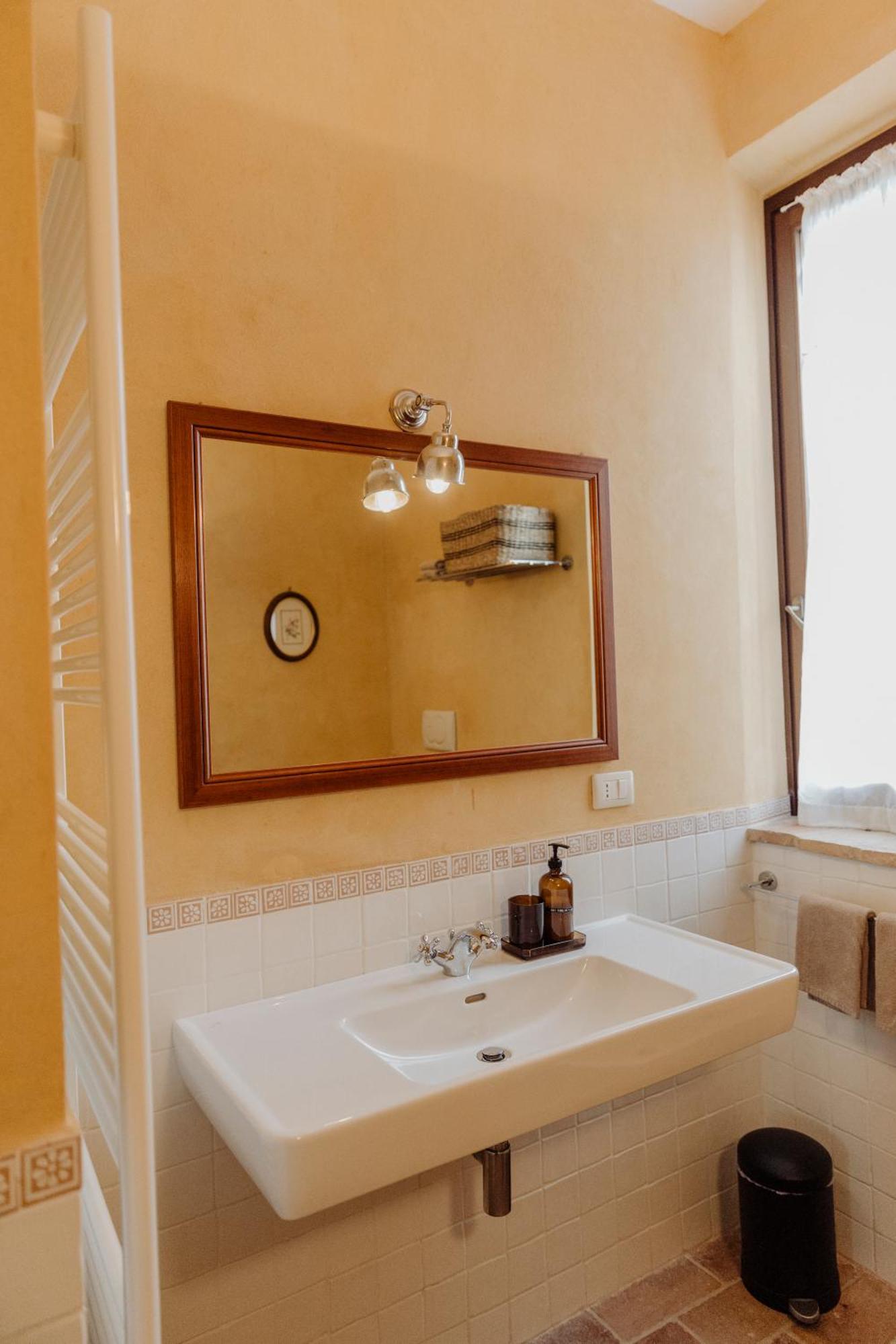 Agriturismo Qui Voglio Monte Roberto Kültér fotó