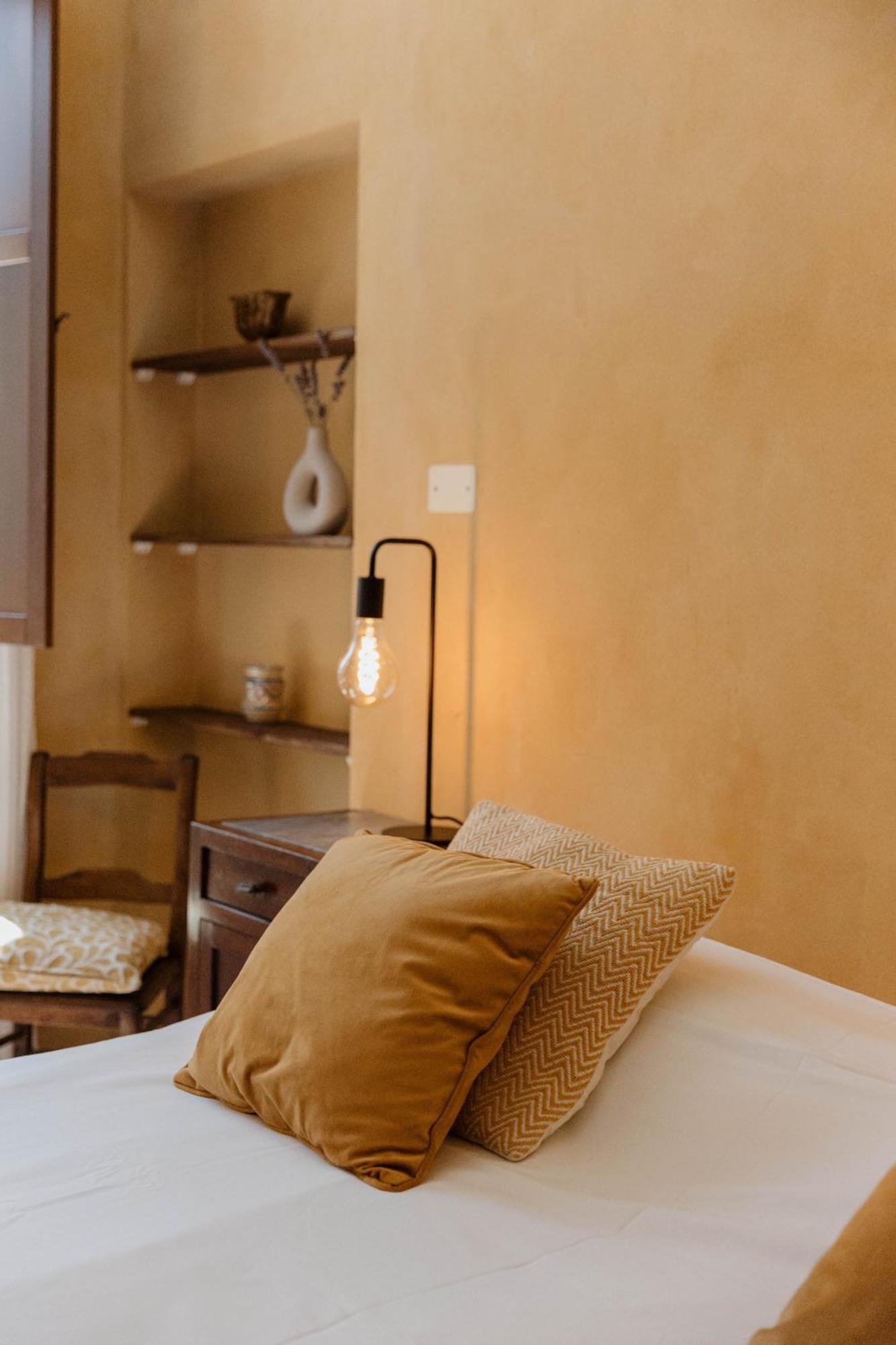 Agriturismo Qui Voglio Monte Roberto Kültér fotó
